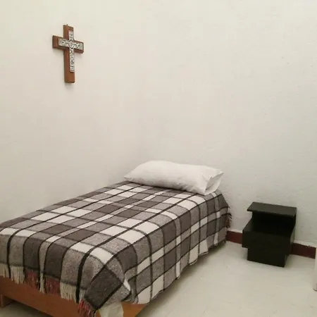 Suites Bosques Medica Sur