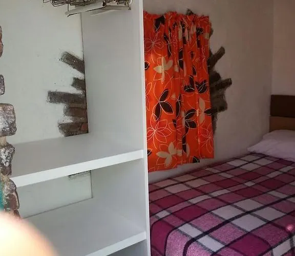 Suites Bosques Medica Sur Pensión 2*