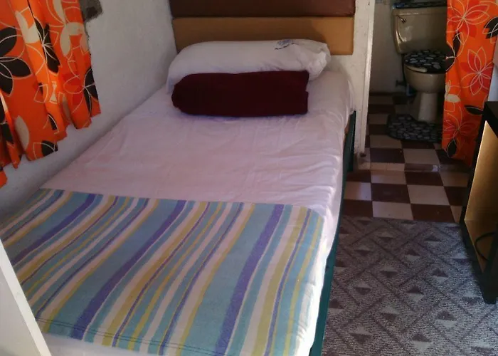 Pensión Suites Bosques Medica Sur 2*