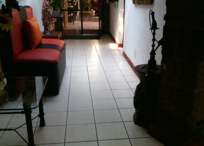 Pensión Suites Bosques Medica Sur 2*